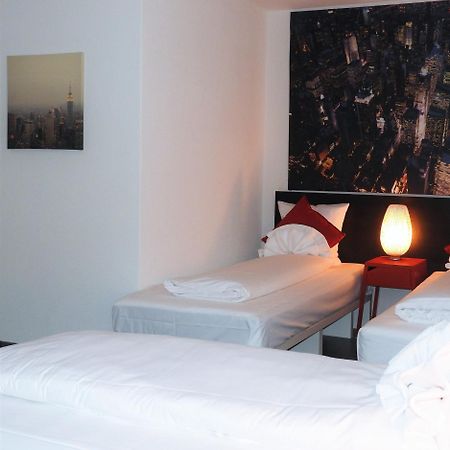Inside Five Aparthotel Zürich Rum bild